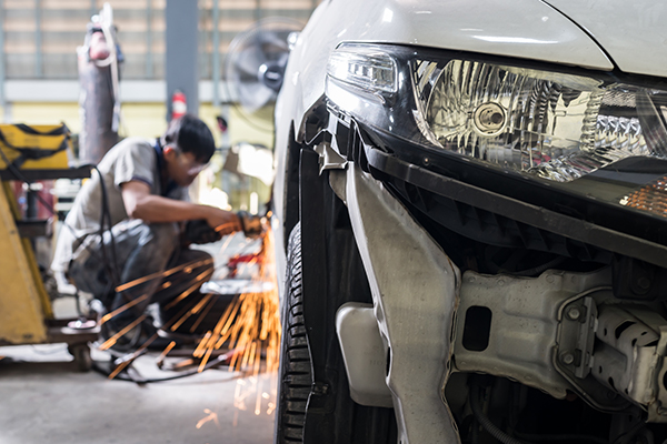 Our auto body shop will provide the cost of your car and repair it as a new car